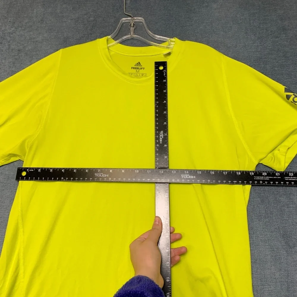 Adidas Freelift Primegreen T-Shirt Mens Medium Fluorescent Yellow Raglan Sleeve